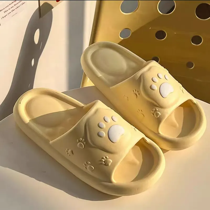 Zerk egiten du Cute Footprint Slippers oinetako erosoen hurrengo joera handia?