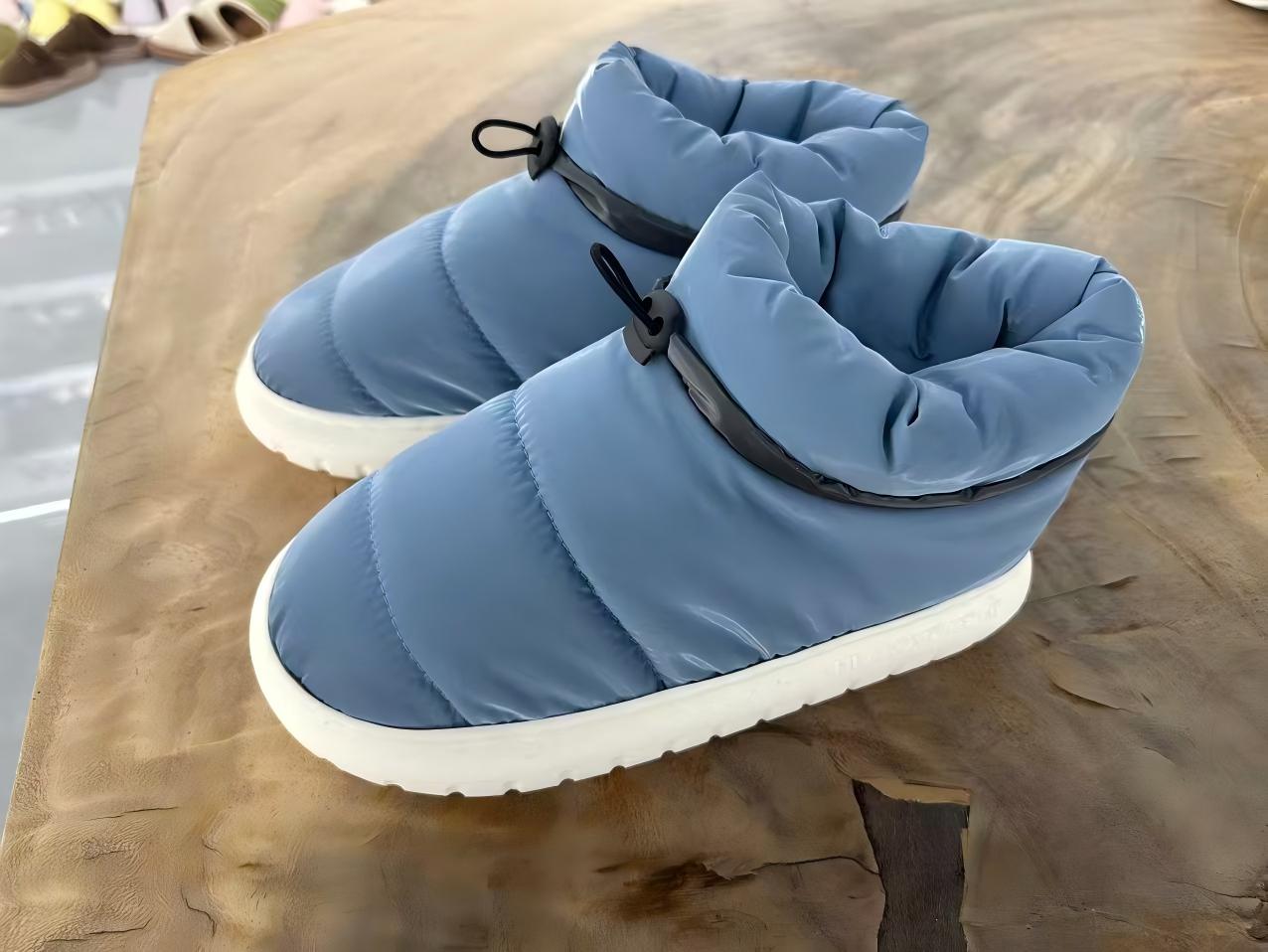 Behez betetako kotoizko zapatilak